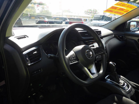 Used 2017 Nissan Rogue Sport S w/ S Appearance Package image 6
