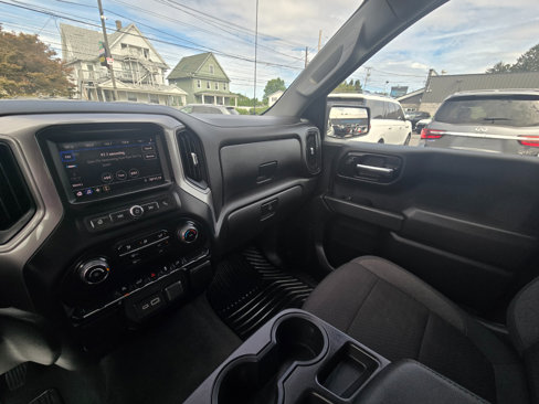 Used 2022 Chevrolet Silverado 1500 Custom image 10