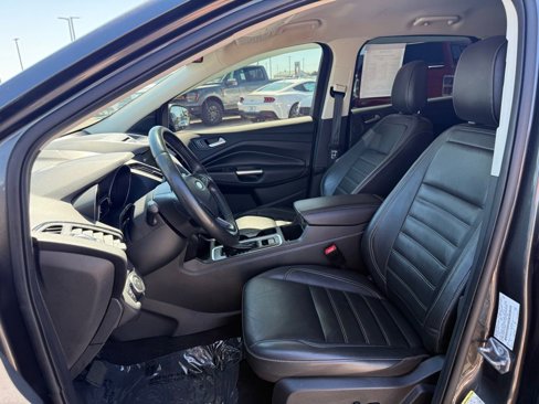 Used 2018 Ford Escape Titanium image 5