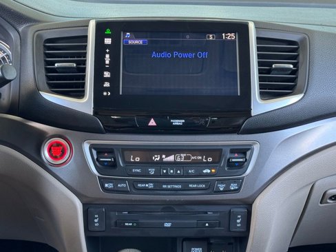 Used 2016 Honda Pilot EX-L image 18