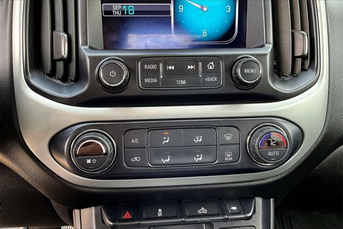 Used 2015 Chevrolet Colorado LT w/ Luxury Package image 15