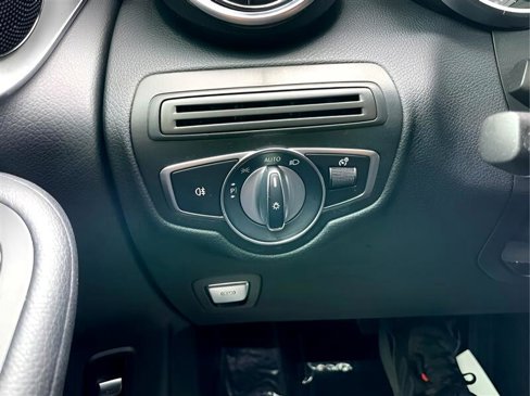 Used 2019 Mercedes-Benz GLC 300 image 15