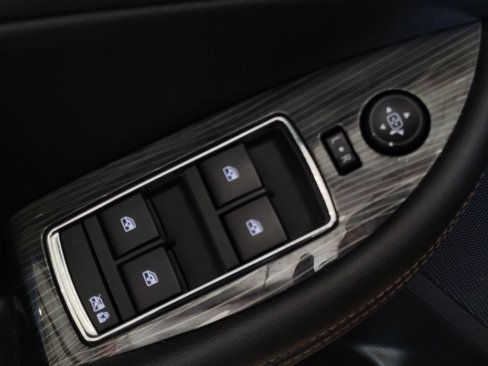 Used 2016 Chevrolet Impala LT w/ Convenience Package image 27