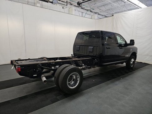 Used 2023 RAM 3500 SLT w/ Quick Order Package 2YG SLT image 2