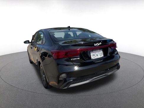 Used 2024 Kia Forte LXS image 11