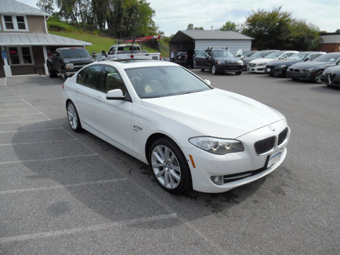 Used 2011 BMW 535i xDrive Sedan image 7
