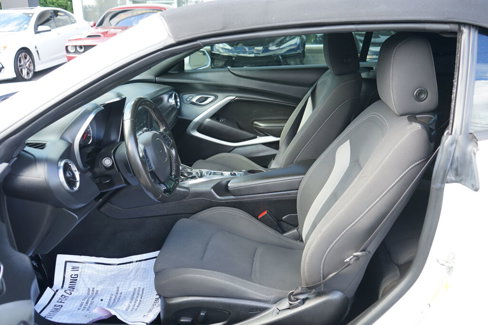 Used 2018 Chevrolet Camaro LT image 13