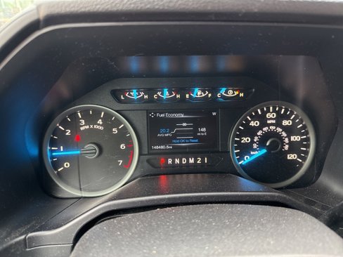 Used 2015 Ford F150 XLT w/ Equipment Group 302A Luxury image 4