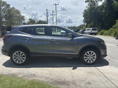 Used 2021 Nissan Rogue Sport S image 3
