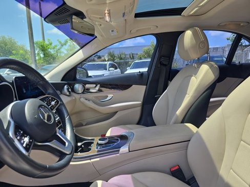 Used 2021 Mercedes-Benz C 300 Sedan image 21