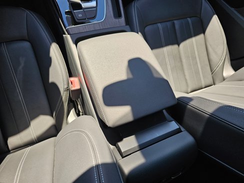 Certified 2025 Audi Q5 2.0T Premium image 23