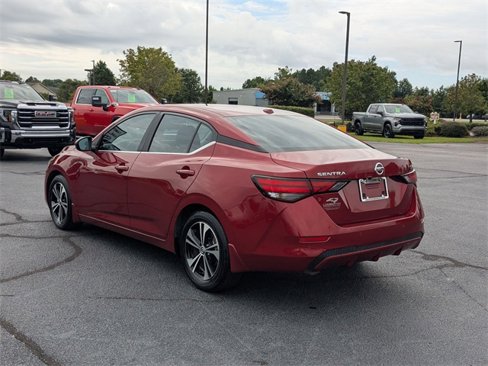 Used 2022 Nissan Sentra SV image 5