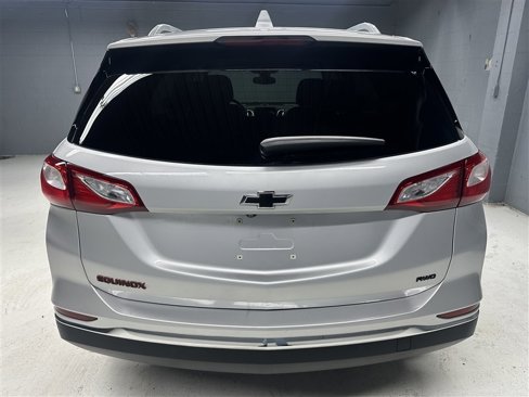 Used 2020 Chevrolet Equinox Premier w/ Premier Redline Edition image 6