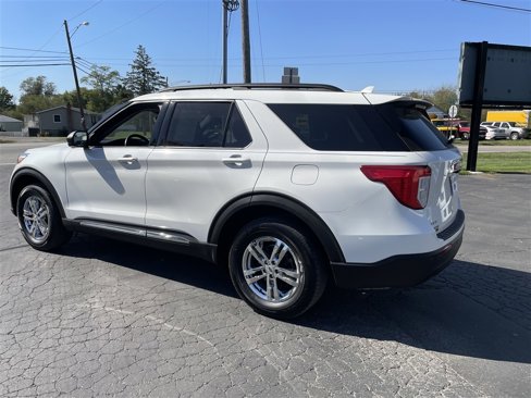 Used 2020 Ford Explorer XLT w/ Comfort Package image 6