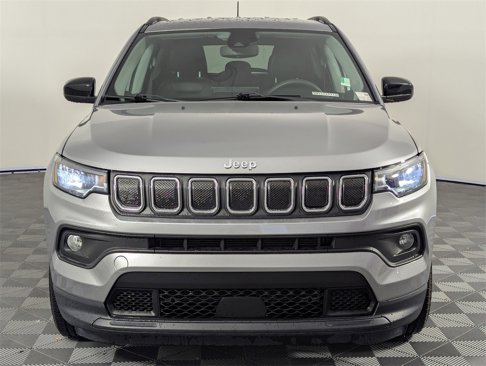 Used 2022 Jeep Compass Latitude image 10