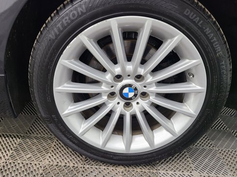 Used 2013 BMW 535i xDrive Sedan image 17