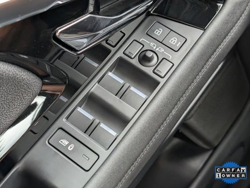 Certified 2023 Land Rover Range Rover Evoque R-Dynamic SE image 28