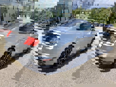 Used 2020 Ford Mustang Premium image 8