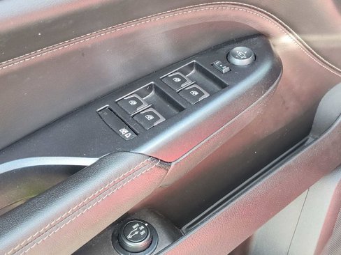 Used 2015 Cadillac SRX Luxury w/ Driver Awareness Package image 16
