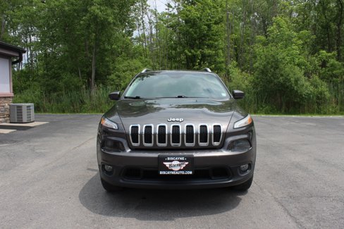 Used 2016 Jeep Cherokee Latitude w/ Comfort/Convenience Group image 13