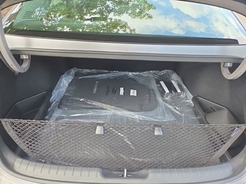 Certified 2024 Hyundai Elantra SEL w/ Convenience Package image 11