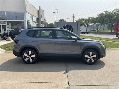 New 2025 Volkswagen Taos S image 2