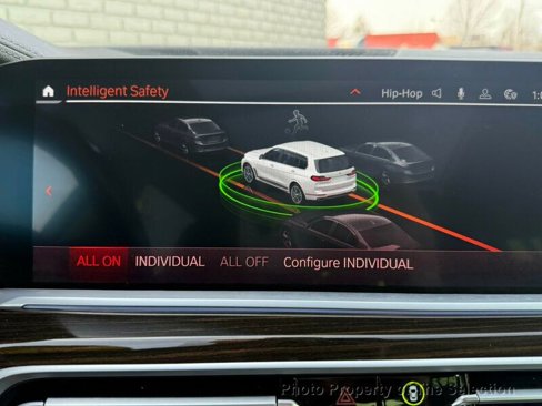 Used 2021 BMW X7 xDrive40i image 33