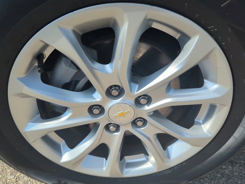 Used 2020 Chevrolet Equinox LT image 25