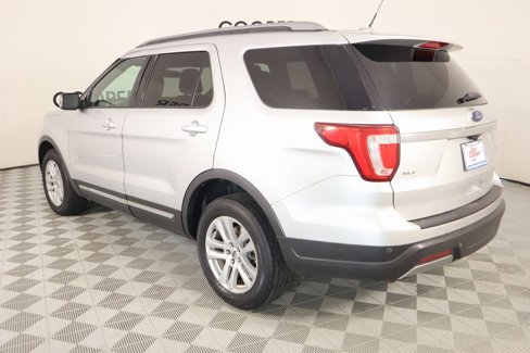 Used 2019 Ford Explorer XLT w/ Equipment Group 201A image 22