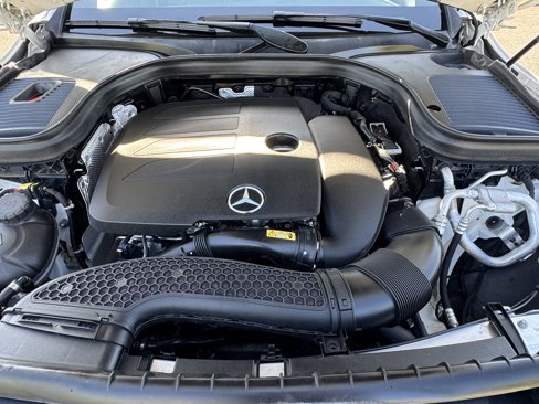 Used 2020 Mercedes-Benz GLC 300 image 32