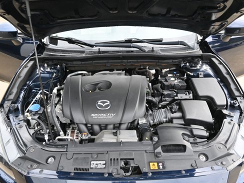 Used 2017 MAZDA MAZDA3 Grand Touring image 11