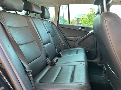 Used 2014 Volkswagen Tiguan SEL image 14
