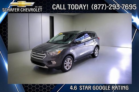 Used 2019 Ford Escape SE image 1
