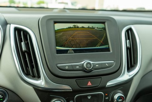 Used 2019 Chevrolet Equinox LS image 23