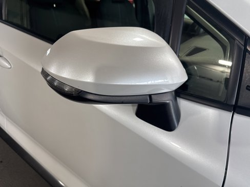 Used 2022 Toyota Corolla SE image 9
