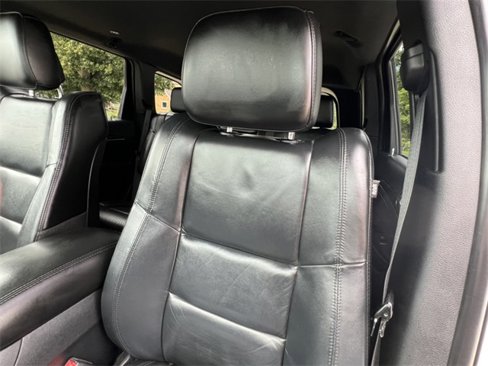 Used 2019 Jeep Grand Cherokee Limited image 13