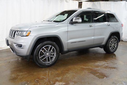 Used 2017 Jeep Grand Cherokee Limited image 9