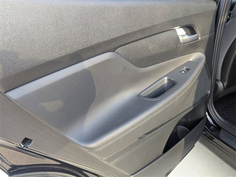 Used 2023 Hyundai Santa Fe SEL w/ Winter Weather Package image 8