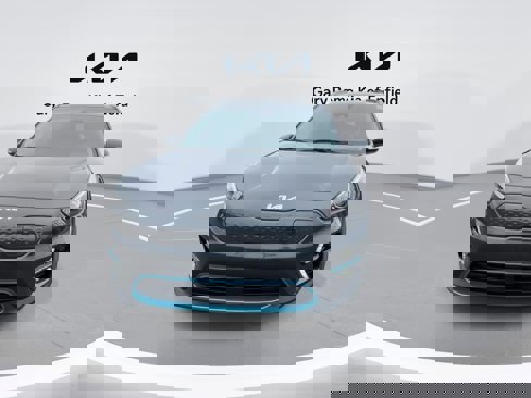 Used 2022 Kia Niro EX w/ Cold Weather Package image 3