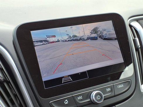 Used 2024 Chevrolet Malibu LT image 24
