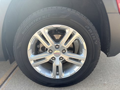 Used 2019 GMC Terrain SLE w/ Driver Convenience Package image 9