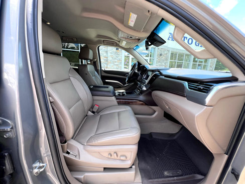 Used 2019 Chevrolet Tahoe LT w/ Luxury Package image 9