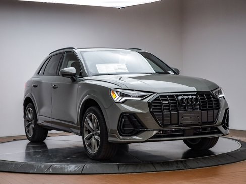 New 2025 Audi Q3 2.0T Premium image 3