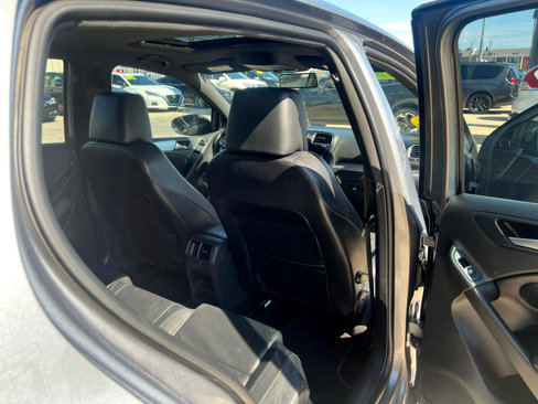 Used 2012 Volkswagen GTI 4-Door image 36