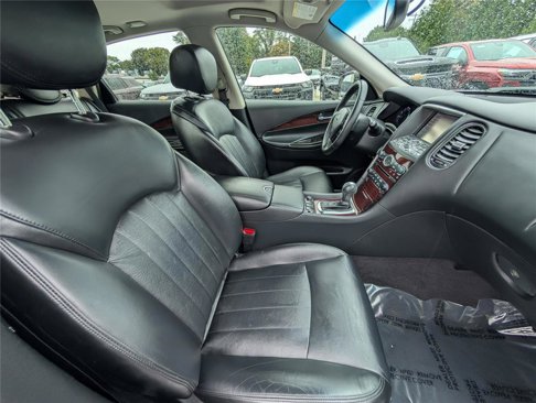 Used 2017 INFINITI QX50 AWD w/ Premium Plus Package image 11