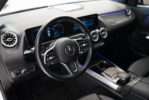 Used 2021 Mercedes-Benz GLA 250 image 3