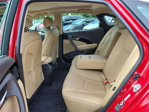 Used 2015 Hyundai Azera Limited image 12