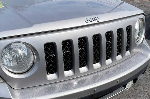 Used 2016 Jeep Patriot High Altitude image 28