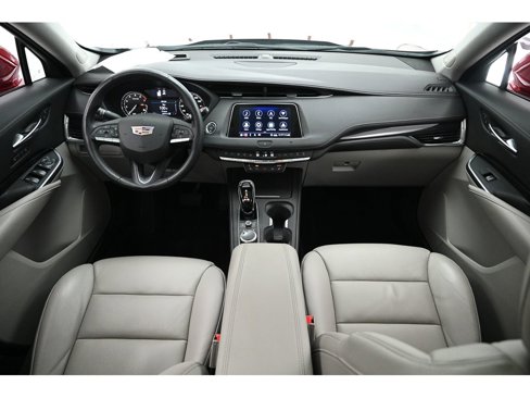 Used 2020 Cadillac XT4 Premium Luxury w/ Cold Weather Package image 28