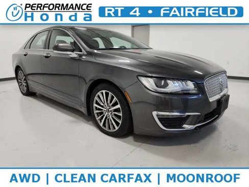 Used 2017 Lincoln MKZ Select image 1